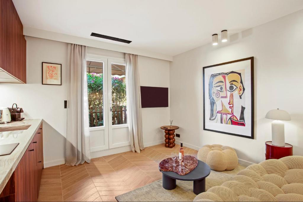 Sunny flat St tropez - by Maisons de Charloc Homes - 1