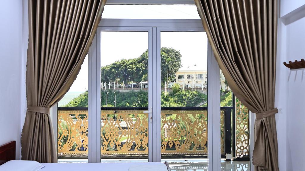 Ha Tien Hanh Phuc Hotel