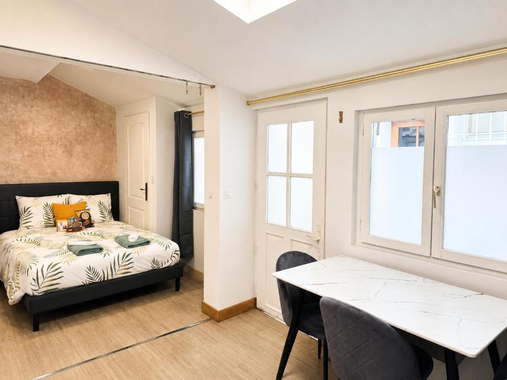 Cosy 50m2 moderne avec terrasse, spa et sauna communs, à 2 pas de la Place Dalton - 5