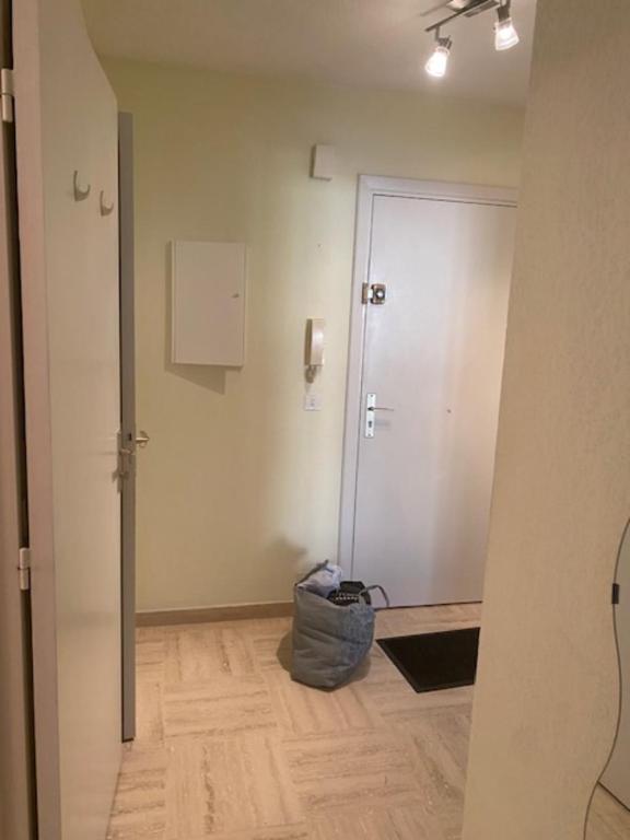 Appartement avec piscine partagée et terrasse - 4