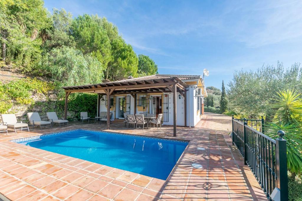 Cortijo De La Abuela - 1