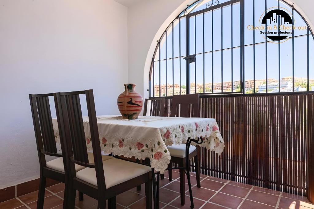 Riviera Del Sol Apartment - 5