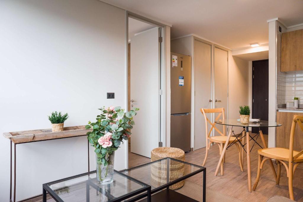 Chic Las Condes 1BR1BA Pool & Gym for 3 Guests - 4