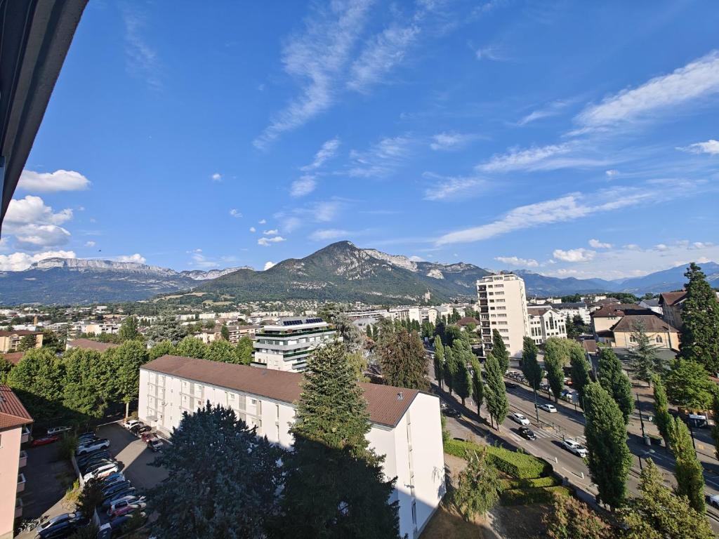Grand T4 Vue Lac & Montagnes - 8p - 1
