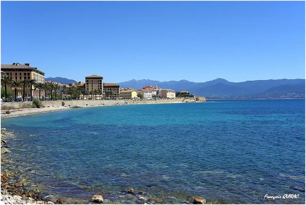 Marinella Beach Studio Vue mer & terrasse, Ajaccio - by TGB - 5