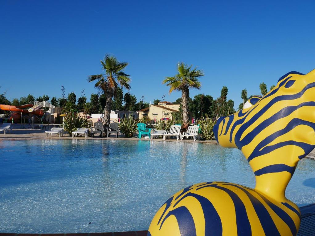 Bungalow charmant près de Vias avec piscine partagée - 3