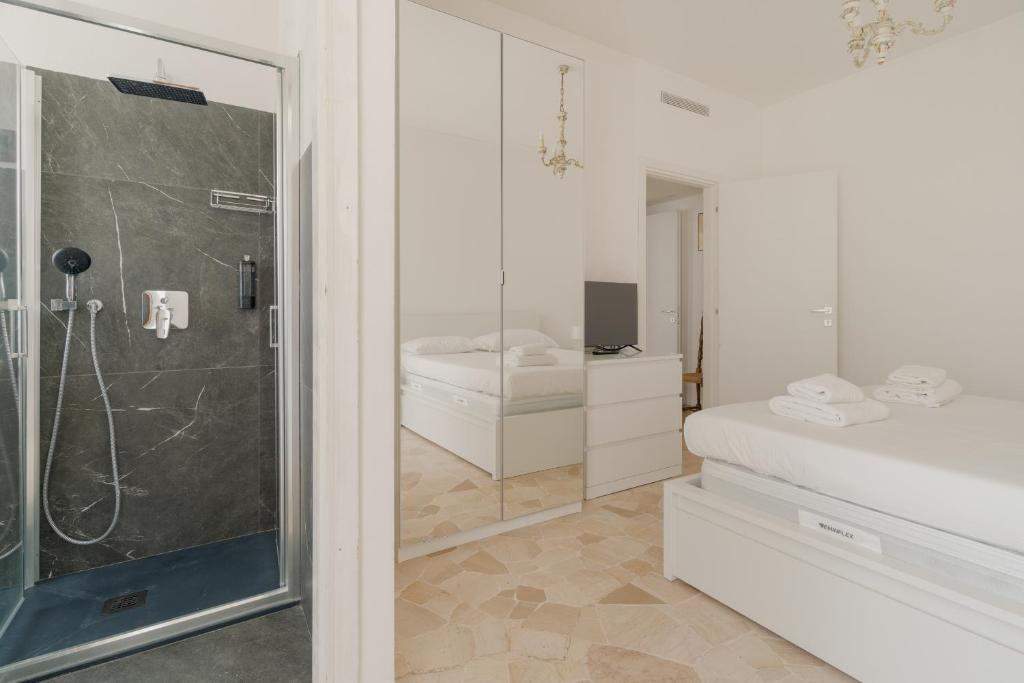 GuestHost - Spacious Terrace Flat X7 MM2 Udine - 4