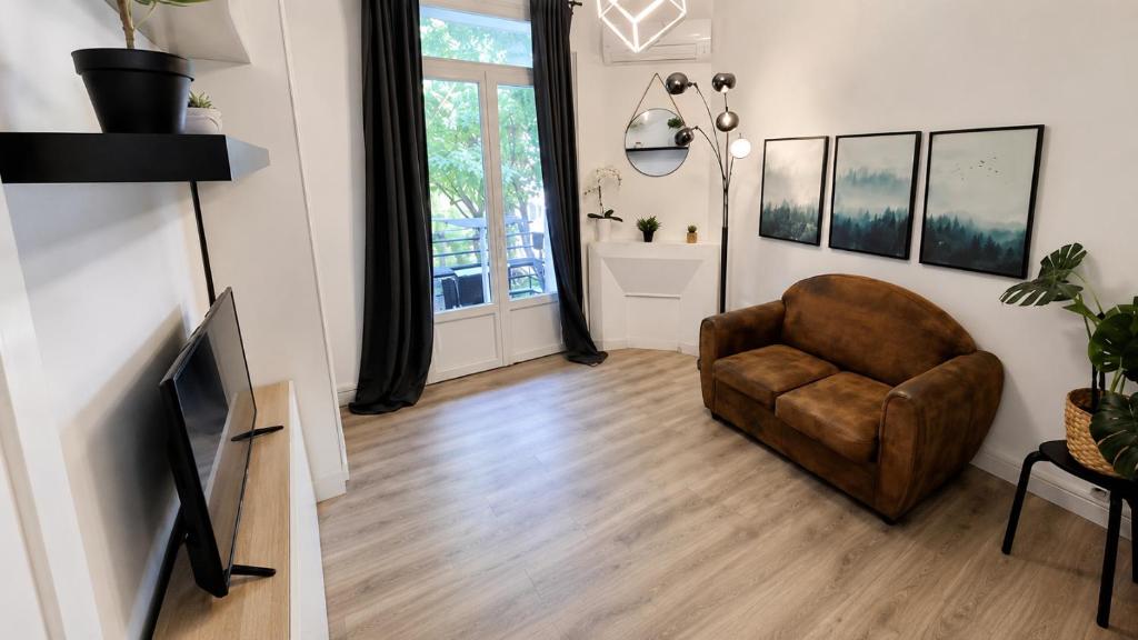 GregBnb - CLIMATISÉ - T2 35m2 - Balcon - 1