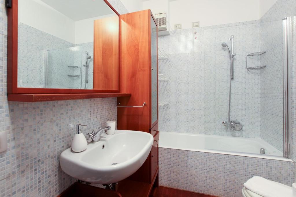 HACCA Collection - Quiet 1BR with balcony - San Lorenzo & Navigli - 4