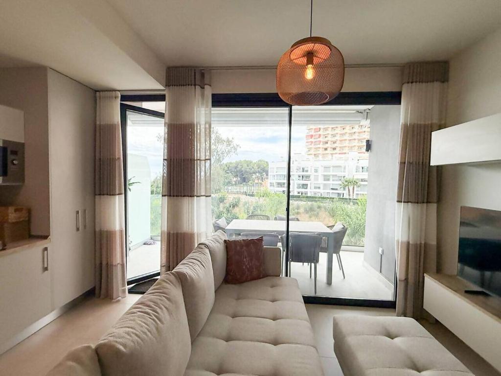 Torremar Luxe: upscale 2bed apartment by the beach - 5