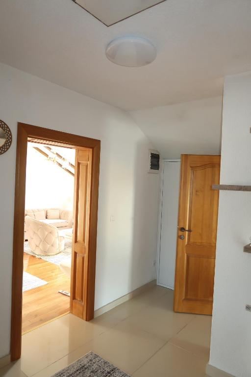 DIN Luxury Vila - 5