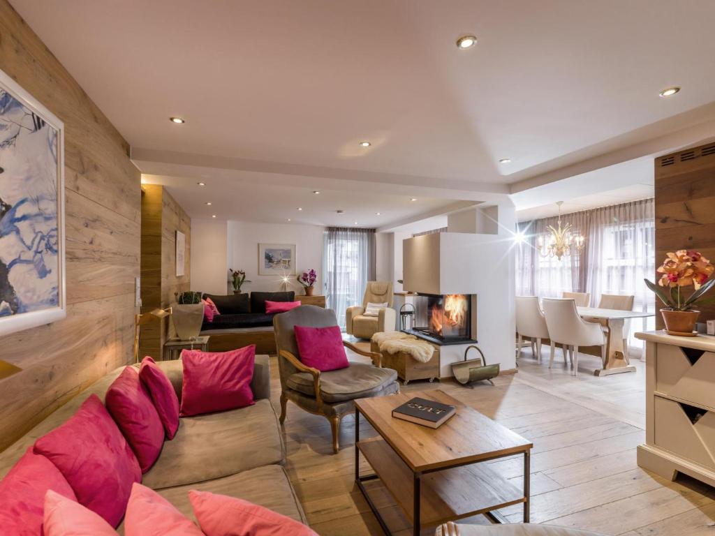 Premium Mountain View Suite - 2