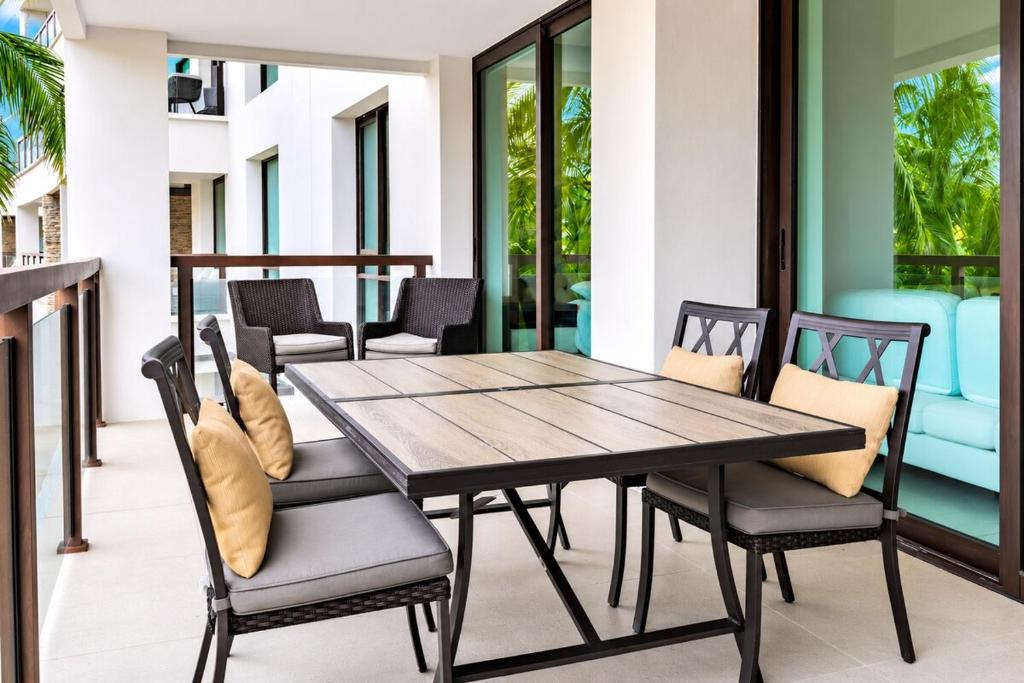 Torre Bali Luxury Resort in Isla Residences - 2