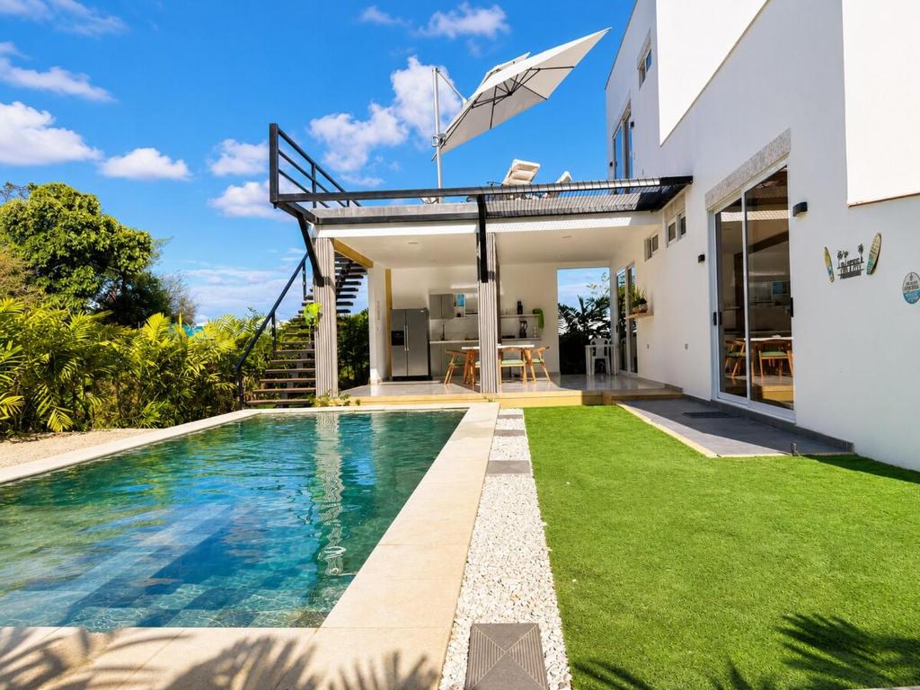 Villa Martina`s Luxury Beach House - 1