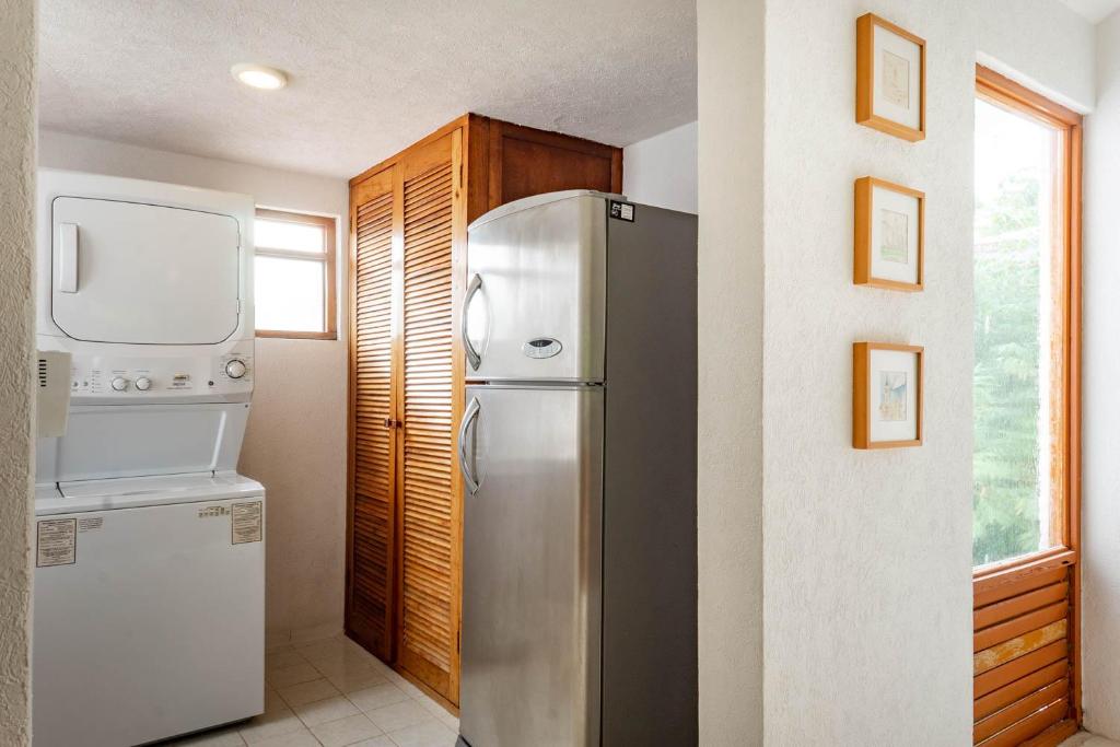 Matuk Beach House I Playacar 1 - 5