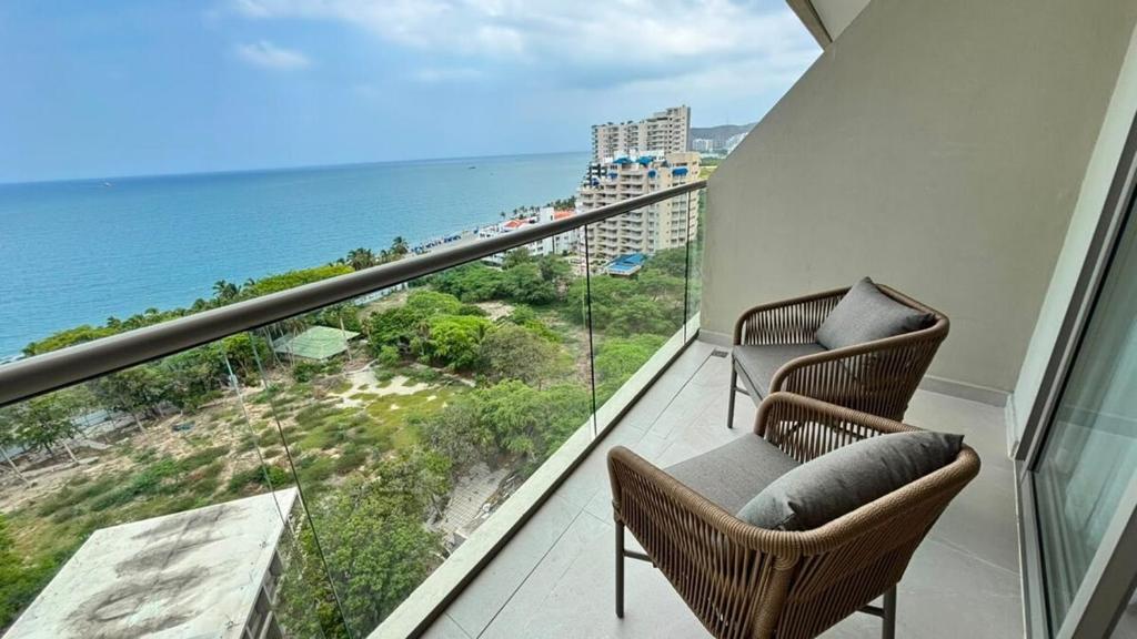 Apartamento Frente al Mar con Balcón - 4