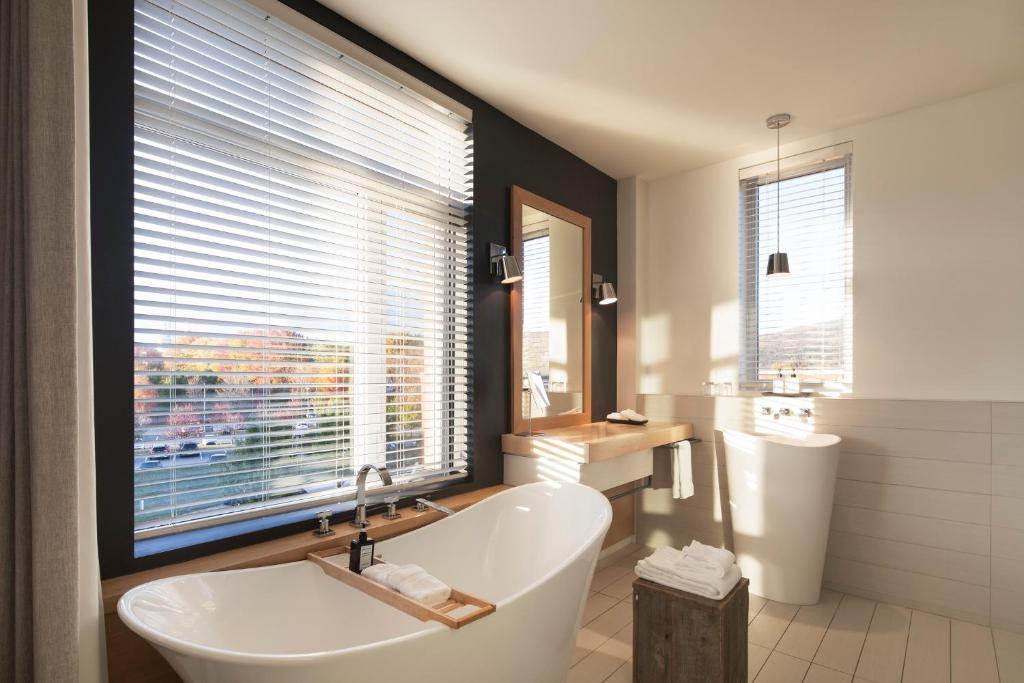 오텔 & 스파 르 제르망 샤를르부아 (Hotel & Spa Le Germain Charlevoix)