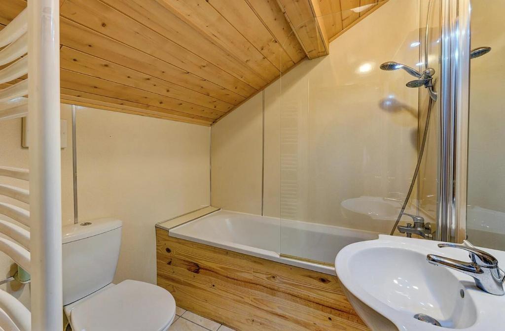 Cozy Apartment with Garden Near Chamonix - 4