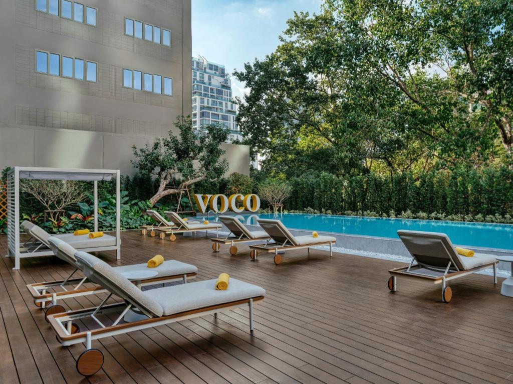 Swimming pool, voco Bangkok Surawong by IHG in Bangkok