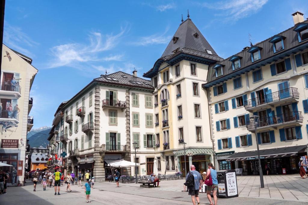 Apt Paccard305 Central Chamonix Studio, near Brevent lift for 2 - Happy Rentals - 1