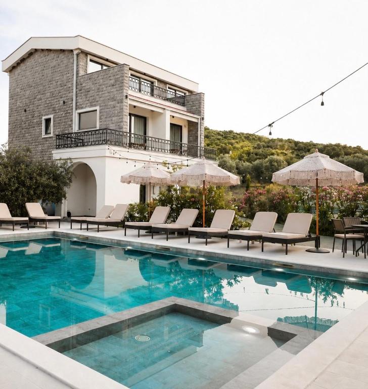 Carolea Villas - Boutique Hotel & Villas - 1