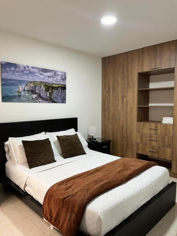 Apartamento con Parqueadero Gran Plaza exito - 1