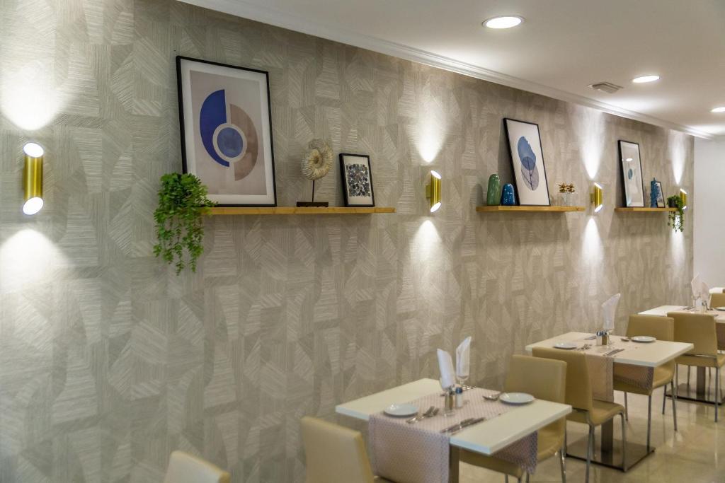Hotel Las Arenas, Affiliated by Meliá - 5