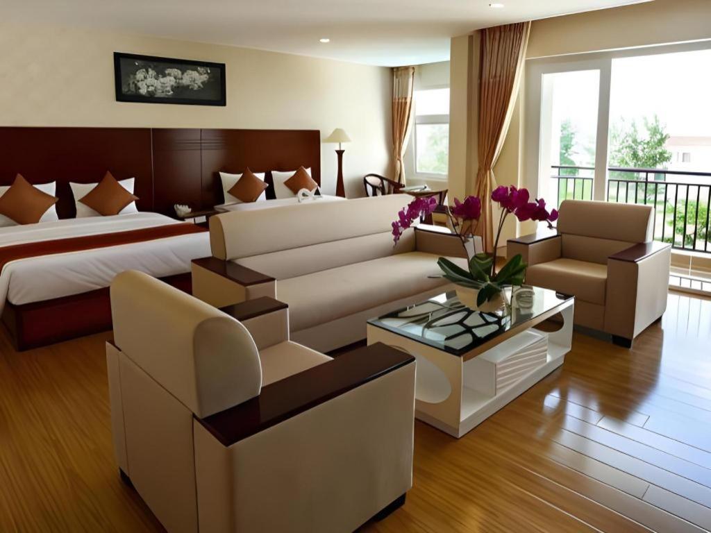 薄寮新宫酒店 (New Palace Bac Lieu Hotel)