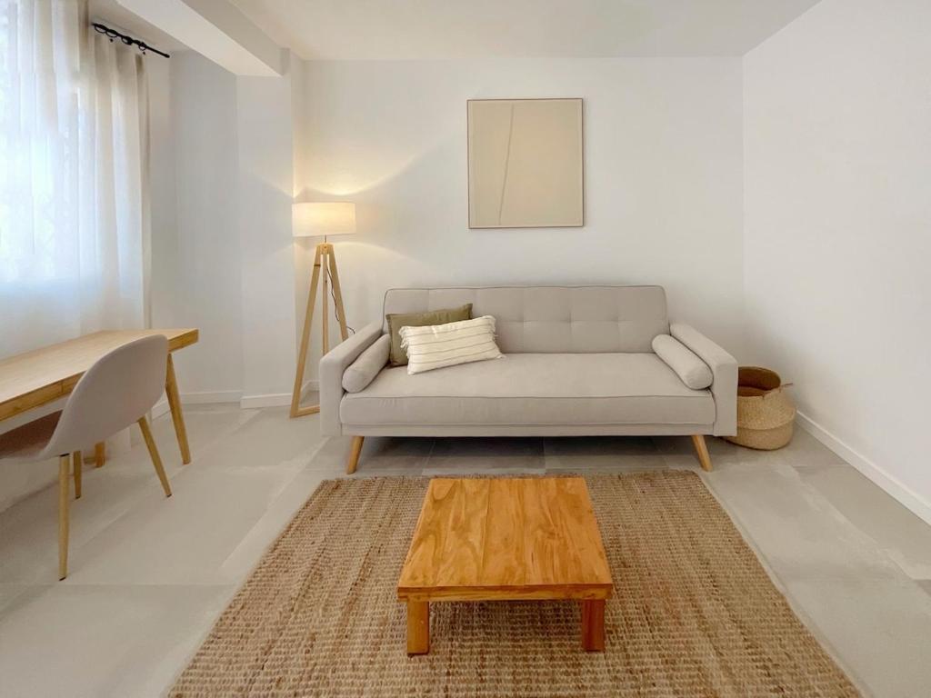 Eduardo Pérez Apartment - 3 Bedrooms - 4