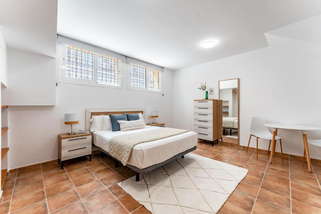 2 bed Duplex in Los Boliches – Modern Comfort - Pass the Keys - 2
