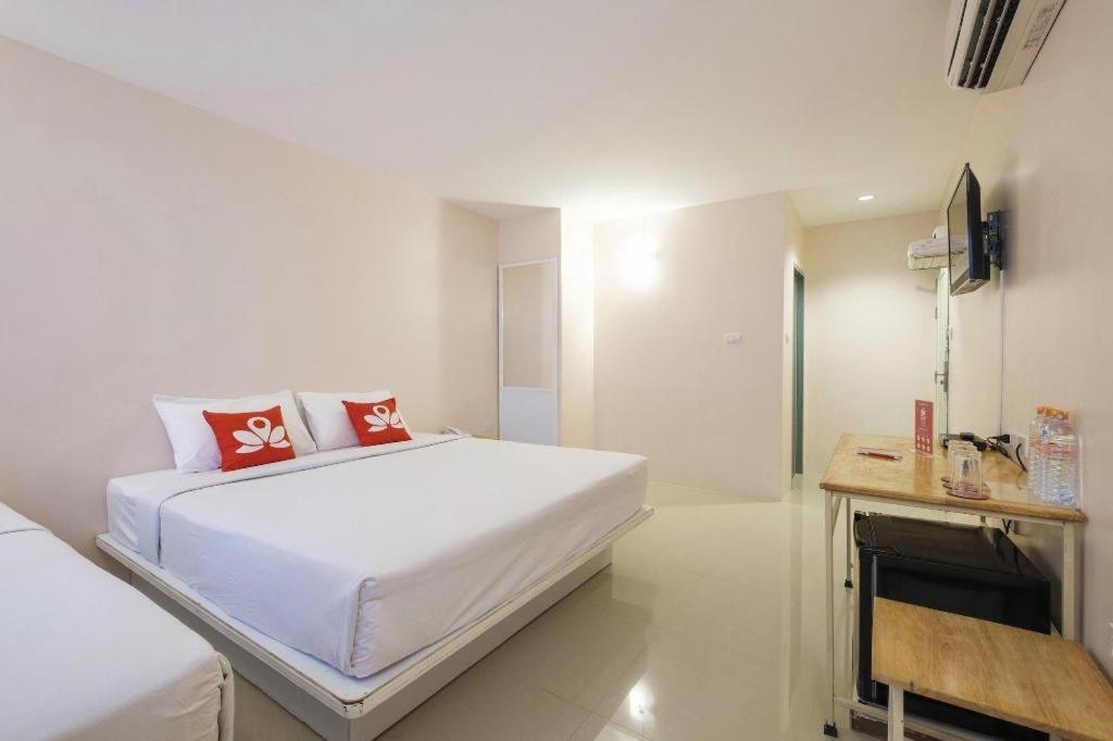 BIRD ROOM HOTEL - PRATUNAM