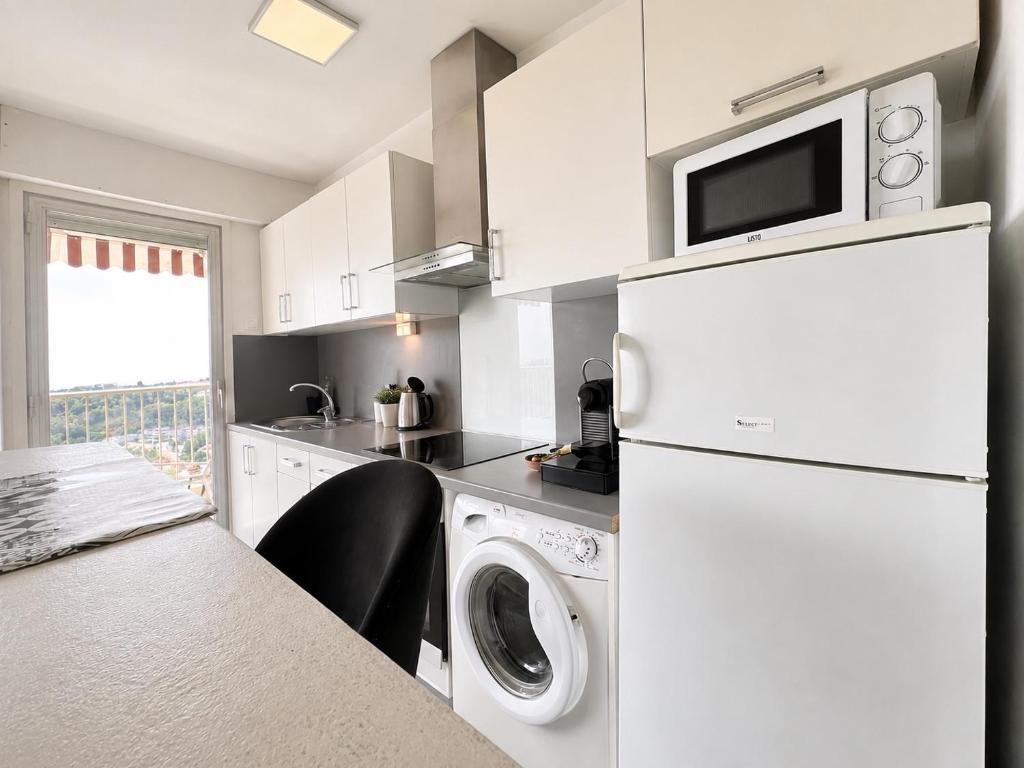 Le Best View, Climatisé vue mer panoramique, Parking gratuit, WIFI - 5
