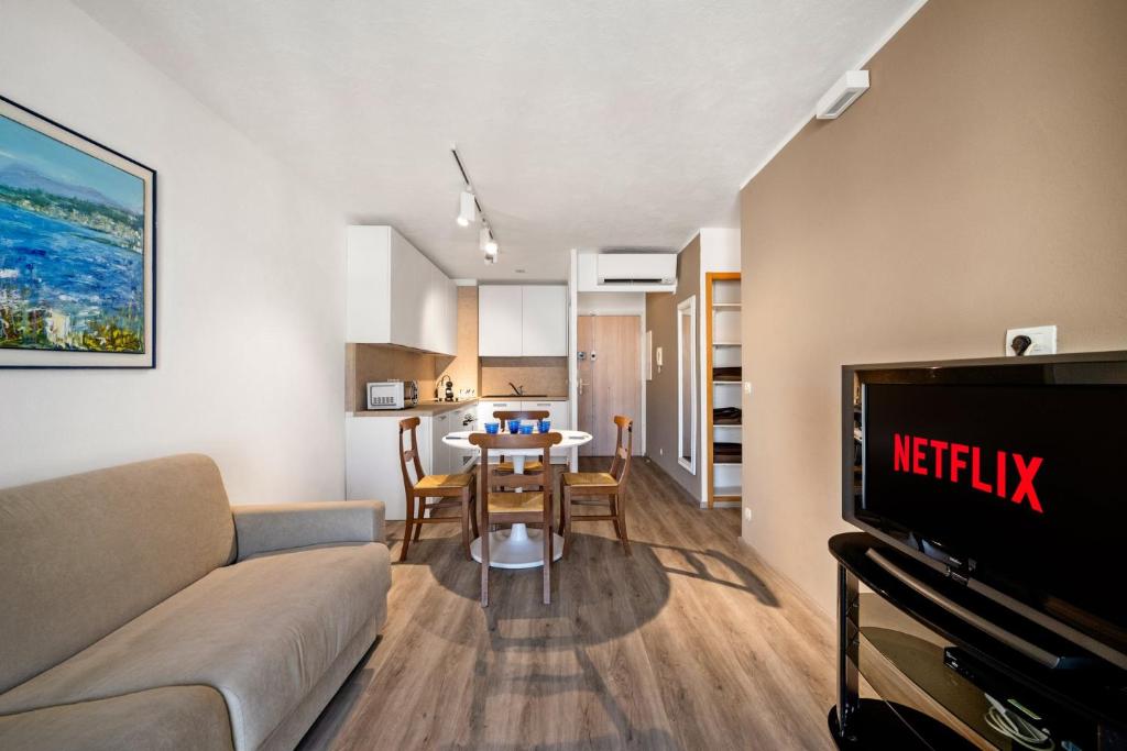 LE RIVIERA PRESTIGE Front de Mer Terrasse Parking - 2