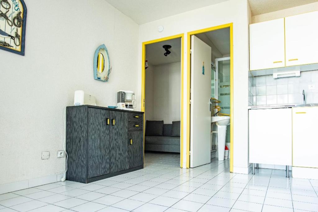Bright Apt With Terrace In La Grande Motte - 4