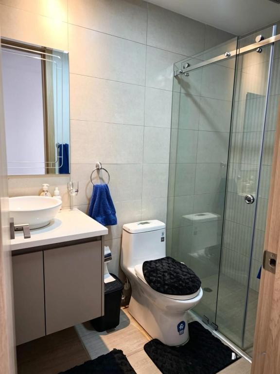 Beautiful apartment with a balcony, Iñaquito area - 4