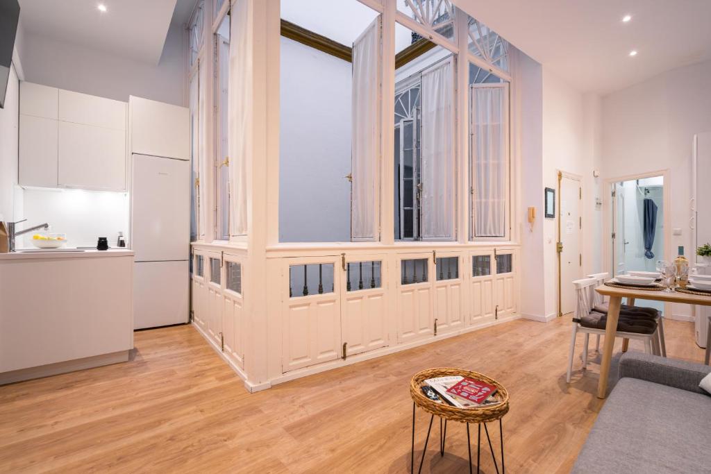 LM Apartamento a 7 min de la Catedral, Encanto histórico, luz y tranquilidad - 2