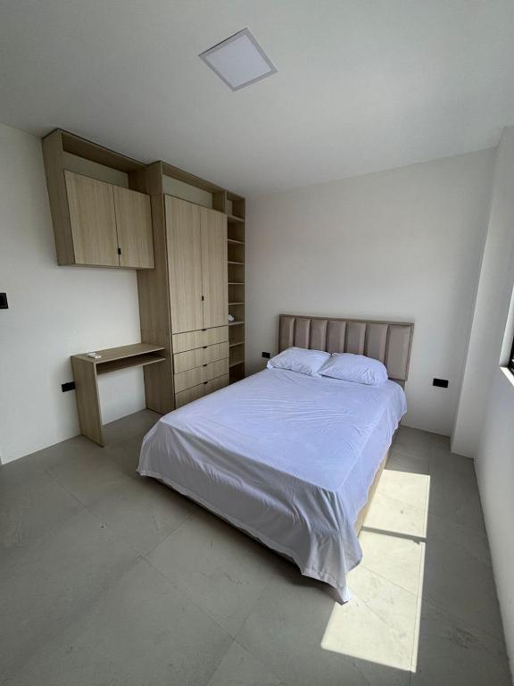 Modern, furnished house with a private pool - 4