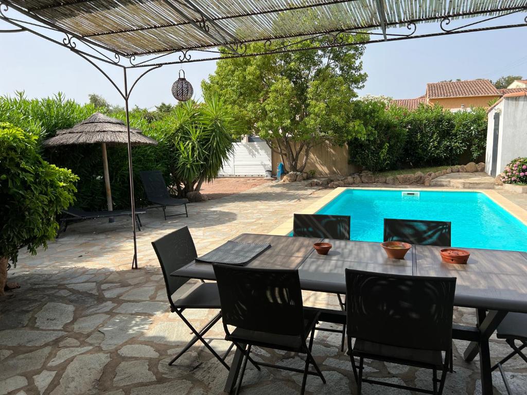 Villa Muratello 6 personnes 3 Chambres - Piscine - Climatisation - WiFi - 4