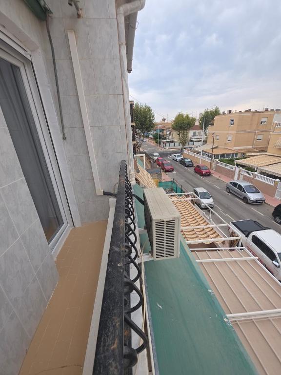 Bungalow in Santa Pola with 4 rooms - 2