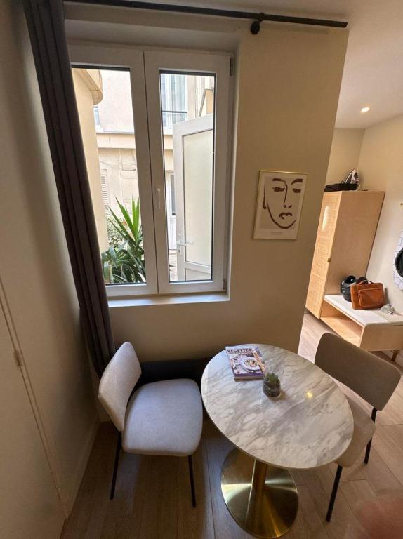Le Bon Marche Luxury Suite - 4