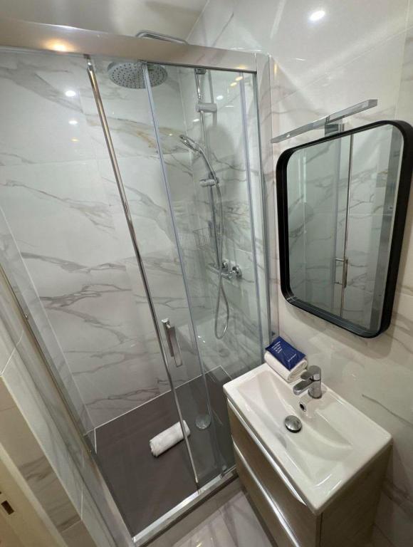 Le Bon Marche Luxury Suite - 5