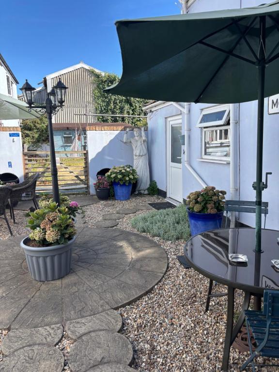 Admiral Blake Guest House photo 4