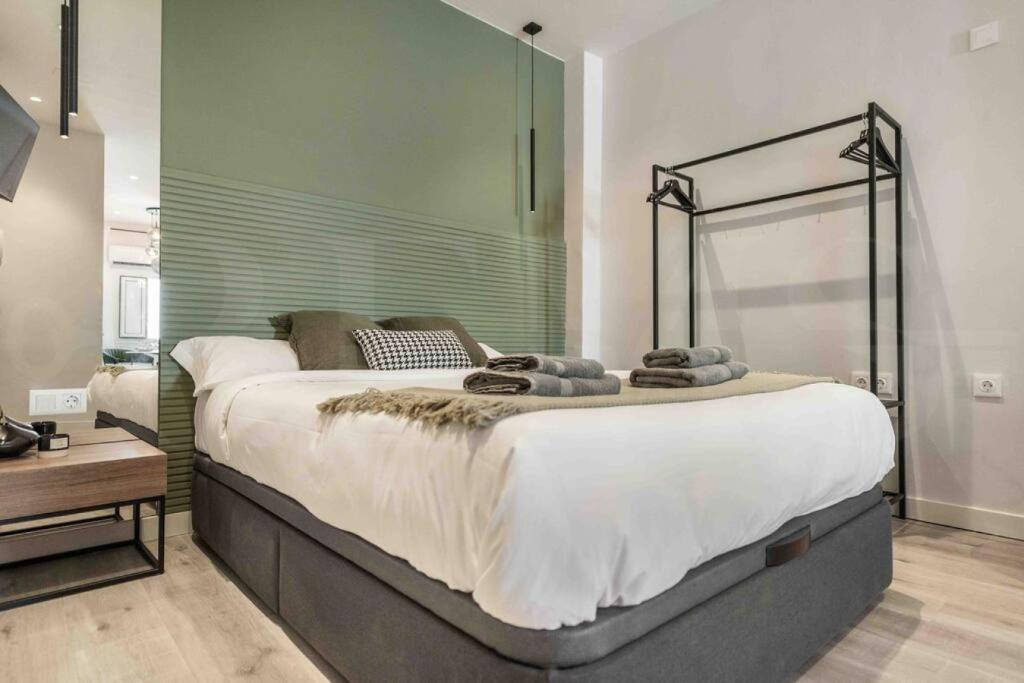 Hidden Gem studio in the heart of Malaga by REMS - 3