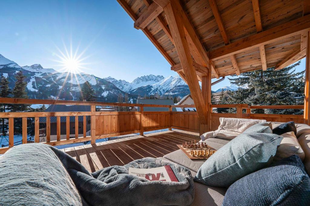 Chalet CICEA Serre Chevalier 5 étoiles Home Cinema Sauna Jacuzzi Billard - 2