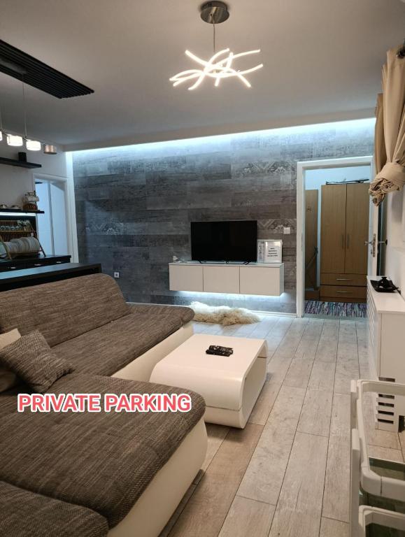 Cozy apartment with garden - 1
