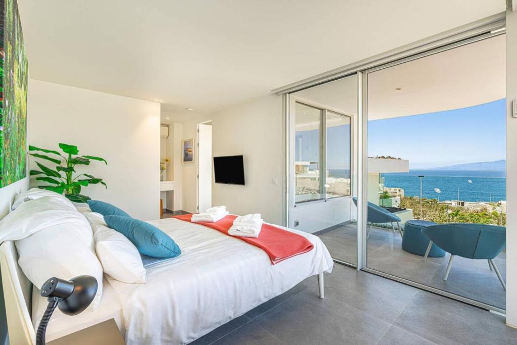 Exclusive private villa with endless ocean views - 5