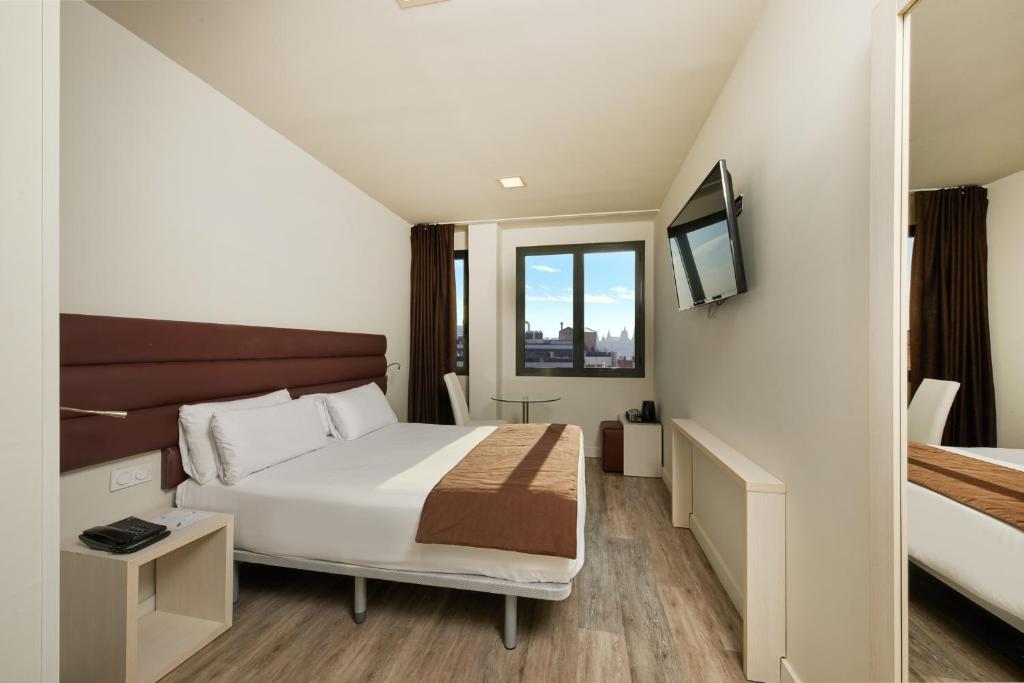 1881 Barcelona Rosellón Hotel - 2