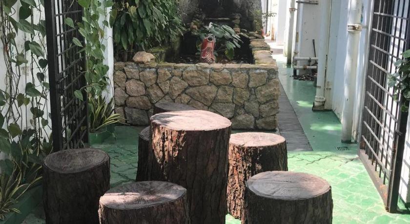 Lai Ming Hotel Cosmoland