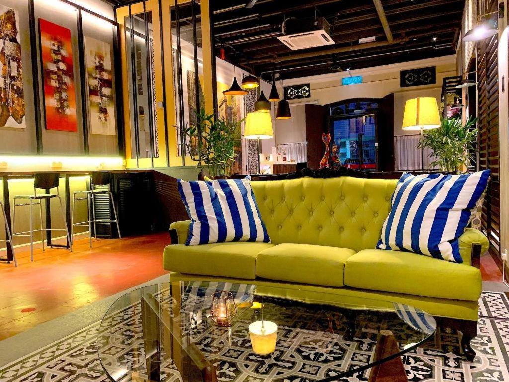 iStay Hotel