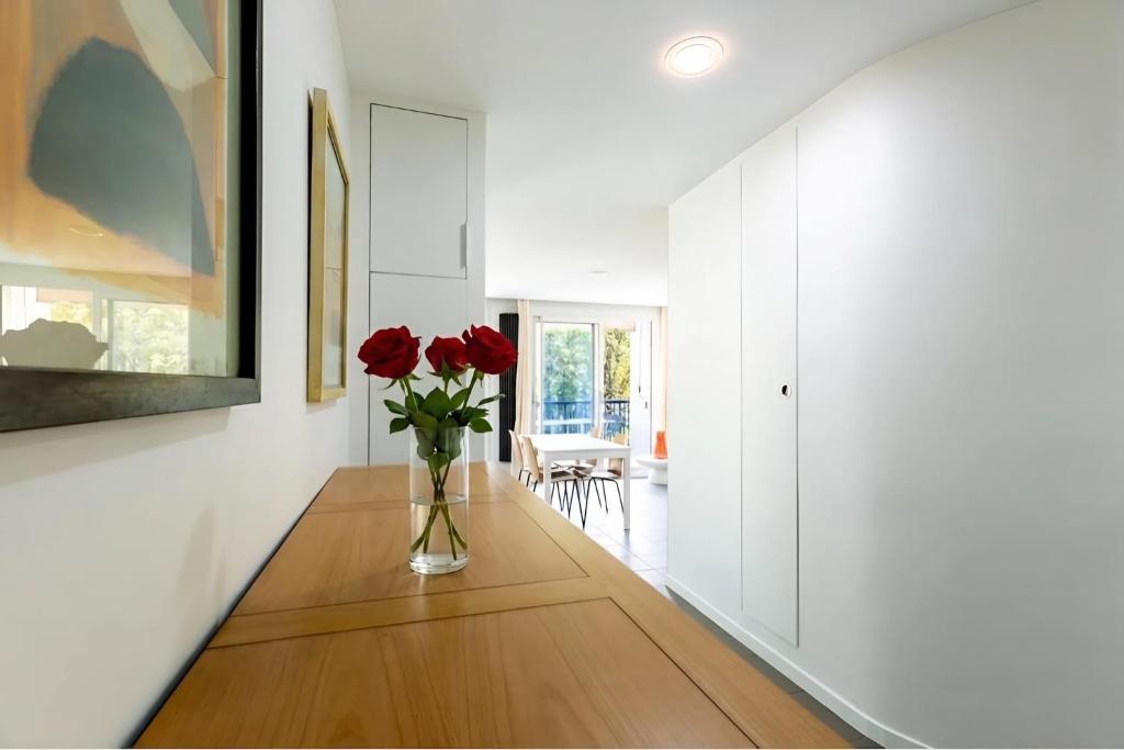 Trocadero - Elegant 2BR - Terrace - 4